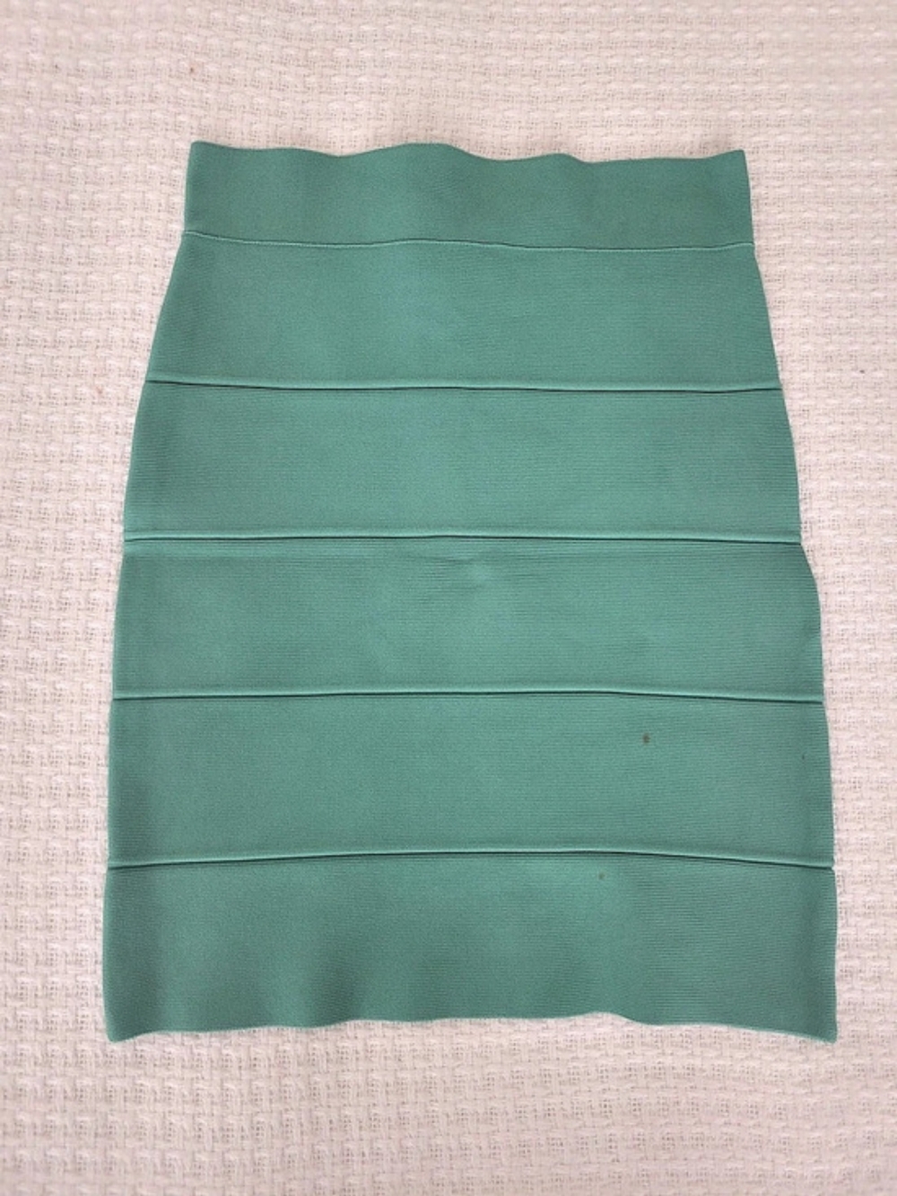 BCBGMAXAZRIA Mini Skirt in Aqua Size Small